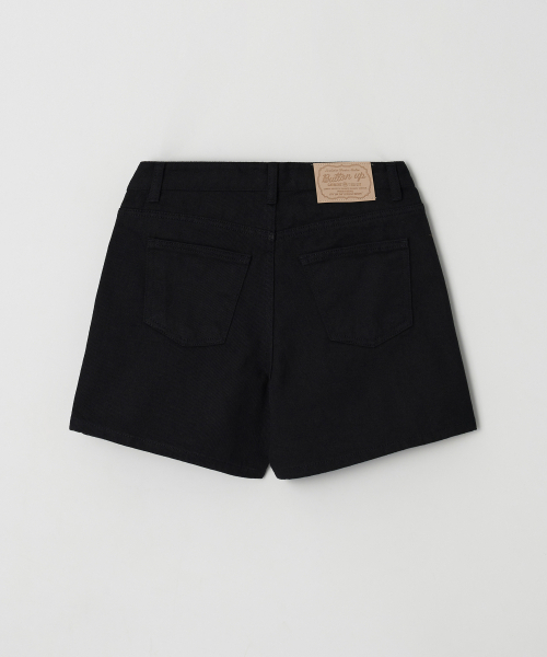 BUTTON UP(ボタンアップ)の「デイリーコットンショートパンツ(2カラー)(その他パンツ・レディース・アイボリー/ブラック・SMALL/MEDIUM/LARGE)」の6枚目の写真