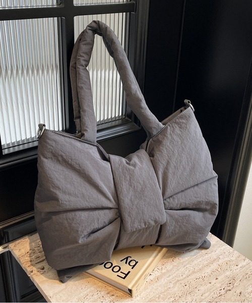 LA VORAGINE(ラ ヴォラジネ)の「ビッグリボンパテッド 2WAYョルダーバッグ/トートバッグ(トートバッグ・レディース・GRAY/Yellow/Black/Beige・FREE)」の1枚目の写真