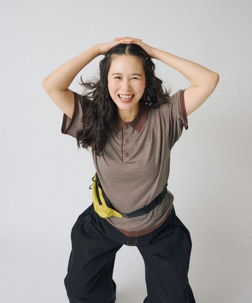 WHIMSIC(ウィムジック)の「【UNISEX】ボーダーポロニットシャツ(ニット/セーター・メンズ・ブラウン/ネイビー・FREE)」の14枚目の写真