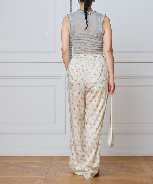 IENA LA BOUCLE（イエナラブークル）の「《追加2》seamless basic. シームレスベーシック Flounce タンクトップ（タンクトップ・レディース・サックスブルー/チャコールグレー・FREE）」の11枚目の写真