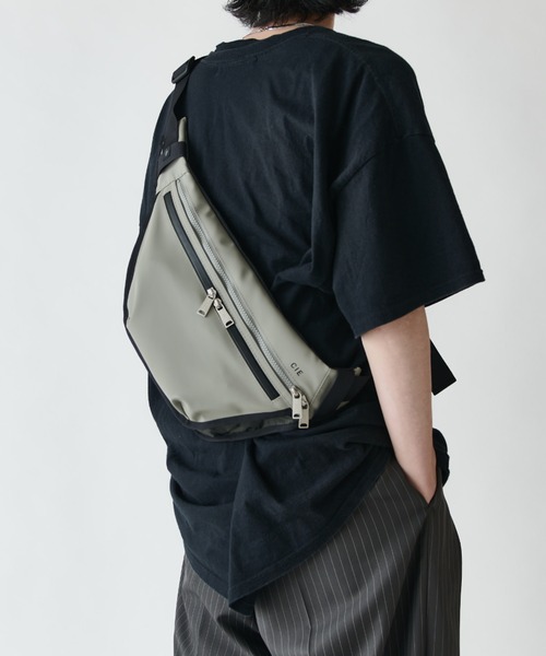 CIE(シー)の「【CIE】VARIOUS SLINGBAG-M(ショルダーバッグ・メンズ・グレー/ブラック・FREE)」の21枚目の写真