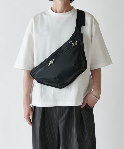 CIE(シー)の「【CIE】VARIOUS SLINGBAG-M(ショルダーバッグ・メンズ・グレー/ブラック・FREE)」の11枚目の写真