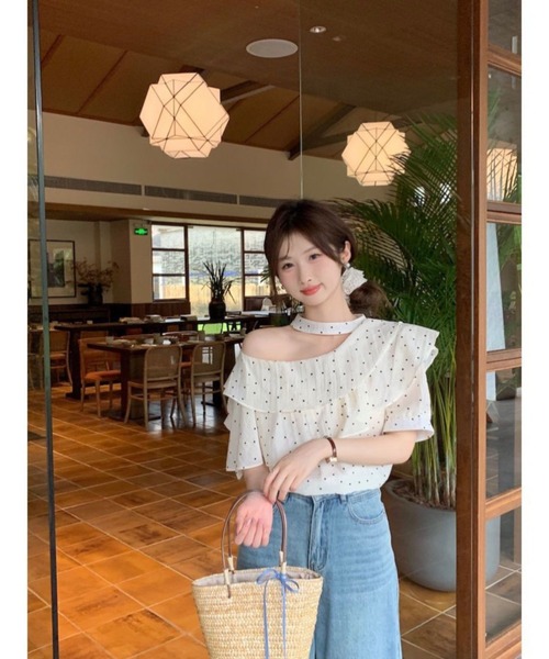 CHEER（チアー）の「チョーカー風ネック ドット柄アシンメトリーフリルブラウス（シャツ/ブラウス・レディース・ホワイト・FREE）」の19枚目の写真