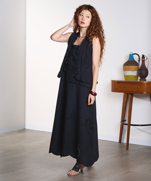 HLAADA(フラーダ)の「HLAADA for ROSEBUD/SCHIFFLI EMBROIDERY VEST(ベスト・レディース・オフホワイト/ブラック・ONE SIZE)」の15枚目の写真