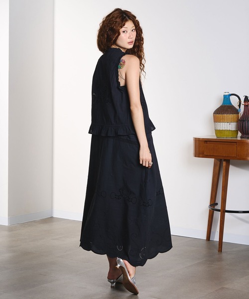 HLAADA(フラーダ)の「HLAADA for ROSEBUD/SCHIFFLI EMBROIDERY VEST(ベスト・レディース・オフホワイト/ブラック・ONE SIZE)」の16枚目の写真