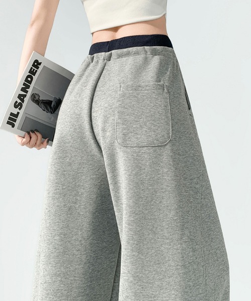 2ly2(トゥーリートゥー)の「ゆったりシルエット スウェットワイドパンツ(その他パンツ・レディース・ネイビー/ホワイト/グレー・FREE)」の10枚目の写真