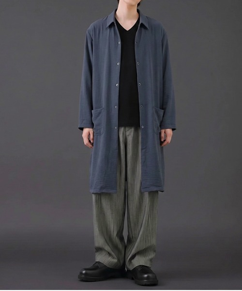 revertical（リバーティカル）の「ロングシャツコート オーバーサイズ ライトアウター（シャツ/ブラウス・メンズ・ベージュ/ブルーグレー/チャコール・LARGE/MEDIUM/SMALL）」の11枚目の写真