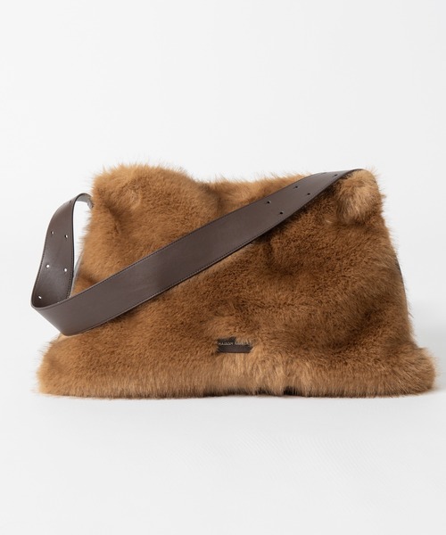 MAISON SPECIAL(メゾンスペシャル)の「【2026Autumn PRE-ORDER】Fur Like Square Tote Bag/ファーライクスクエアトートバッグ(トートバッグ・レディース・ブラウン/ブルー/レッド/マルチ・FREE)」の11枚目の写真