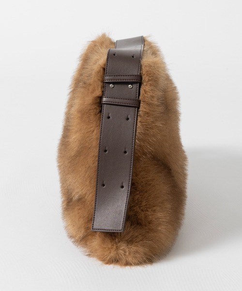 MAISON SPECIAL(メゾンスペシャル)の「【2026Autumn PRE-ORDER】Fur Like Square Tote Bag/ファーライクスクエアトートバッグ(トートバッグ・レディース・ブラウン/ブルー/レッド/マルチ・FREE)」の21枚目の写真