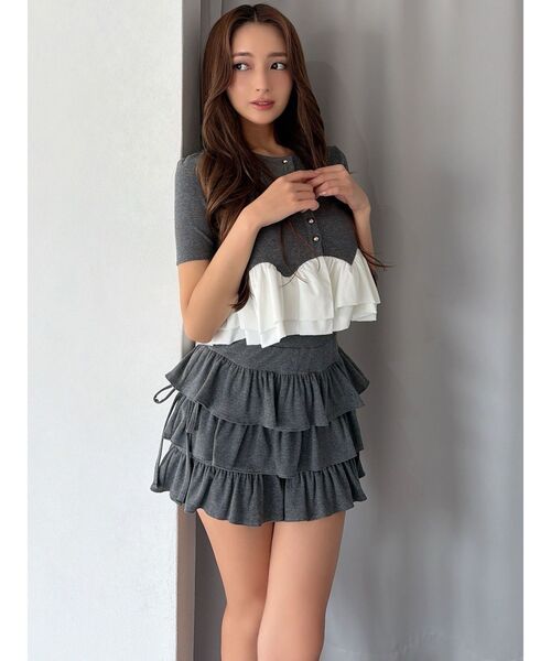 RESEXXY(リゼクシー)の「テレコフリルショートパンツ(その他パンツ・レディース・ブラック/イエロー/チャコールグレー・FREE)」の16枚目の写真