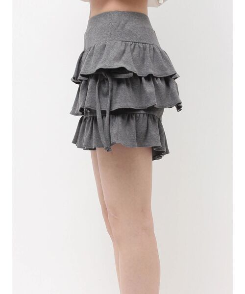 RESEXXY(リゼクシー)の「テレコフリルショートパンツ(その他パンツ・レディース・ブラック/イエロー/チャコールグレー・FREE)」の21枚目の写真
