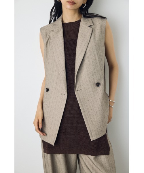 AZUL by moussy(アズールバイマウジー)の「【セットアップ対応】ストライプテーラードジレ 秋服 夏服 ベスト マニッシュ 羽織り(ベスト・レディース・グレー系その他/ベージュ系その他・FREE)」の4枚目の写真