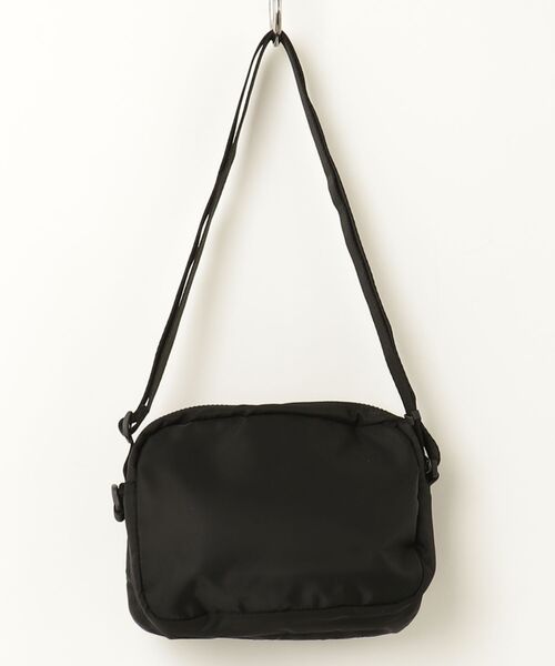 THE NORTH FACE(ザノースフェイス)の「【THE NORTH FACE/ザノースフェイス】TRAVEL CROSS BAG S トラベルクロスバッグS ミニショルダーバッグ 斜めがけ ユニセックス(ショルダーバッグ・レディース・ネイビー/ブラック/ライトグレー・ONE SIZE)」の4枚目の写真