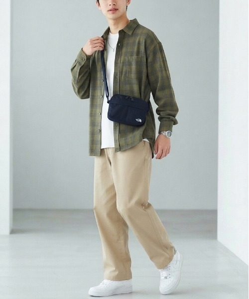 THE NORTH FACE(ザノースフェイス)の「【THE NORTH FACE/ザノースフェイス】TRAVEL CROSS BAG S トラベルクロスバッグS ミニショルダーバッグ 斜めがけ ユニセックス(ショルダーバッグ・レディース・ネイビー/ブラック/ライトグレー・ONE SIZE)」の20枚目の写真
