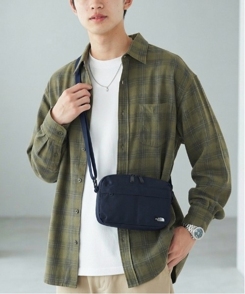 THE NORTH FACE(ザノースフェイス)の「【THE NORTH FACE/ザノースフェイス】TRAVEL CROSS BAG S トラベルクロスバッグS ミニショルダーバッグ 斜めがけ ユニセックス(ショルダーバッグ・レディース・ネイビー/ブラック/ライトグレー・ONE SIZE)」の21枚目の写真