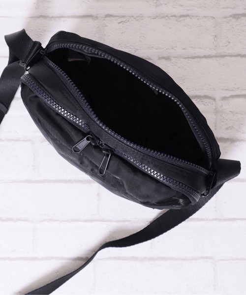 THE NORTH FACE(ザノースフェイス)の「【THE NORTH FACE/ザノースフェイス】TRAVEL CROSS BAG S トラベルクロスバッグS ミニショルダーバッグ 斜めがけ ユニセックス(ショルダーバッグ・レディース・ネイビー/ブラック/ライトグレー・ONE SIZE)」の19枚目の写真