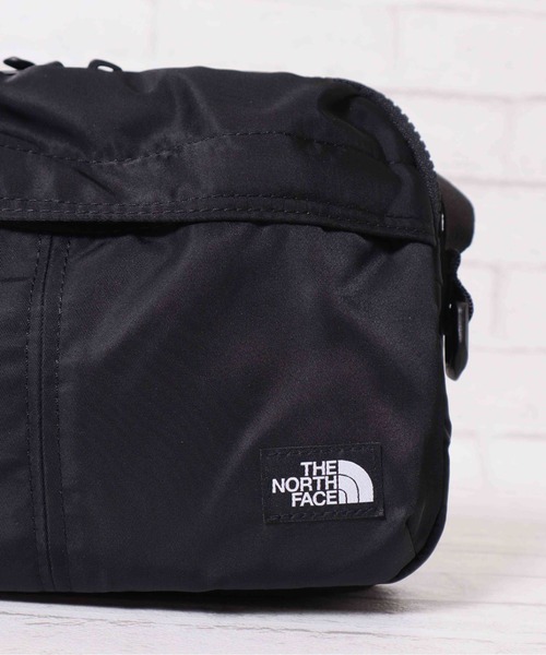 THE NORTH FACE(ザノースフェイス)の「【THE NORTH FACE/ザノースフェイス】TRAVEL CROSS BAG S トラベルクロスバッグS ミニショルダーバッグ 斜めがけ ユニセックス(ショルダーバッグ・レディース・ネイビー/ブラック/ライトグレー・ONE SIZE)」の15枚目の写真