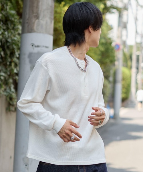 WEGO(ウィゴー)の「WEGO/【26年秋冬新作】ワッフルヘンリーネックT(Tシャツ/カットソー・メンズ・グリーン系その他/ブラック系その他/ホワイト/ブラック・MEDIUM/LARGE)」の6枚目の写真