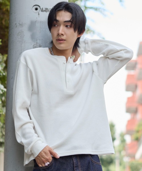 WEGO(ウィゴー)の「WEGO/【26年秋冬新作】ワッフルヘンリーネックT(Tシャツ/カットソー・メンズ・グリーン系その他/ブラック系その他/ホワイト/ブラック・MEDIUM/LARGE)」の8枚目の写真