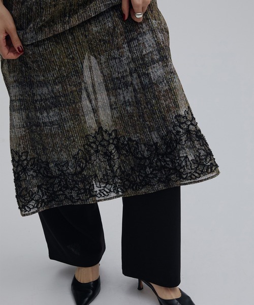 Ameri（アメリ）の「VINTAGE CHECK EMBROIDERY LONG CAMISOLE（キャミソール・レディース・ベージュ/ブラウン・SMALL/MEDIUM）」の17枚目の写真
