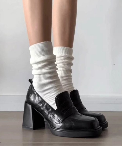 Miniministore(ミニミニストア)の「スクエアトゥローファー 太ヒールパンプス(ローファー・レディース・ブラック/ブラウン・22.5cm/23.0cm/23.5cm/24.0cm/24.5cm)」の19枚目の写真
