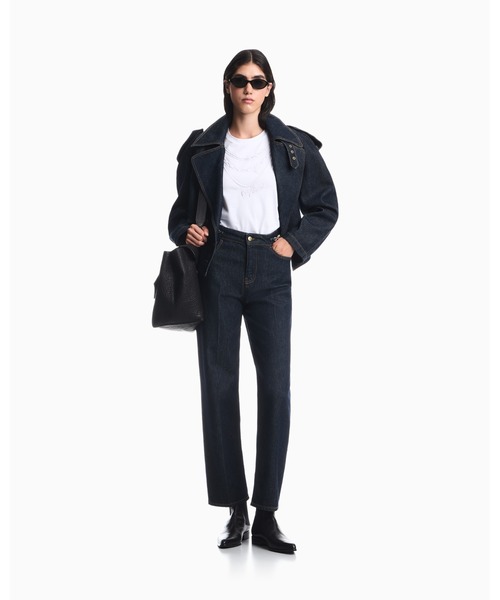 EMPORIO ARMANI(エンポリオアルマーニ)の「【エンポリオ アルマーニ】エンボスディテール Tシャツ ピマコットンジャージー(Tシャツ/カットソー・レディース・ホワイト・SMALL/MEDIUM/LARGE/X-SMALL/X-LARGE)」の5枚目の写真