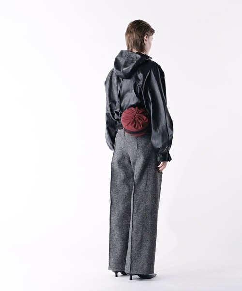 Cote&Ciel（コートエシエル）の「【cote&ciel/コートエシエル】 VIKOS M Smooth Burgundy / ミニショルダーバッグ 拡張（ショルダーバッグ・メンズ・バーガンディー・FREE）」の4枚目の写真
