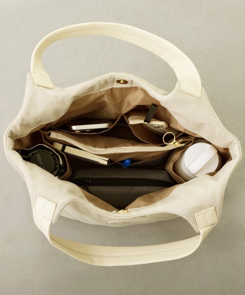 ROOTOTE(ルートート)の「ルートート / ツイード キルティング トートバッグ 仕切り 自立 肩掛け 上品 LT.ラウンド.パルーティ.キルト-F(トートバッグ・レディース・ベージュ/アイボリー/ブラック・FREE)」の11枚目の写真