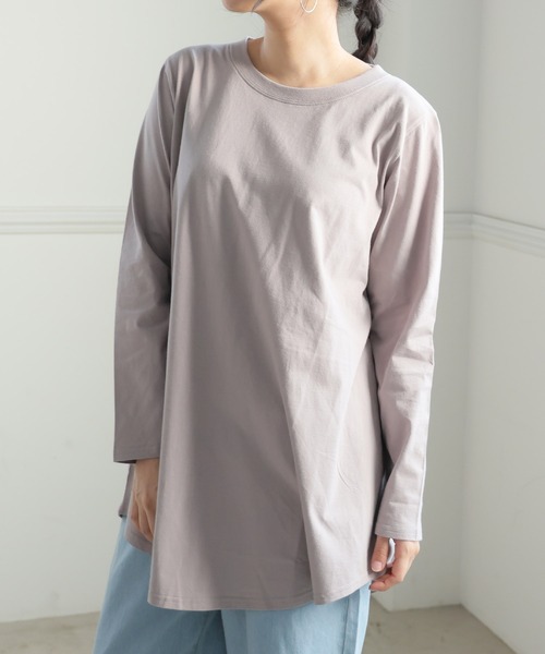 A HAPPY MARILYN(アハッピーマリリン)の「裾フレア 綿100% 万能 ロング Tシャツ(Tシャツ/カットソー・レディース・グリーン/グレイッシュベージュ/オフホワイト/ブルー/ブラック/ホワイト×ブラック/チャコール/ボルドー/ブラウン・7L~8L/L~LL/3L~4L/5L~6L)」の6枚目の写真