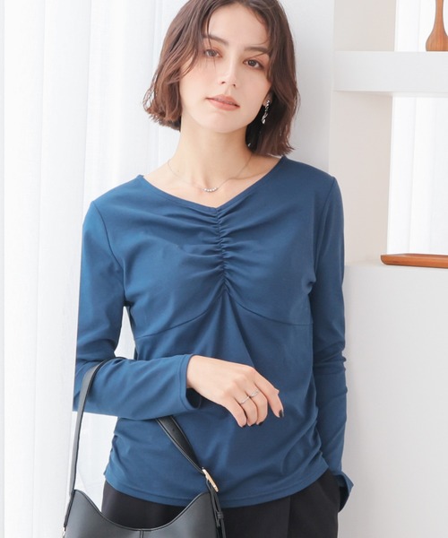 GLACIER lusso(グラシアルッソ)の「フロントギャザートップス(Tシャツ/カットソー・レディース・アイボリー/モカ/ブルーグリーン/ブラック・L/LL/M/S)」の4枚目の写真