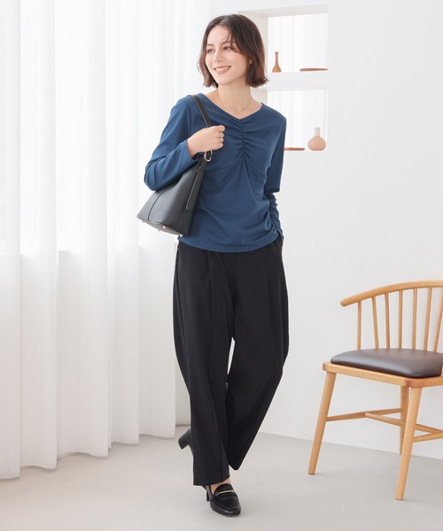 GLACIER lusso(グラシアルッソ)の「フロントギャザートップス(Tシャツ/カットソー・レディース・アイボリー/モカ/ブルーグリーン/ブラック・L/LL/M/S)」の21枚目の写真