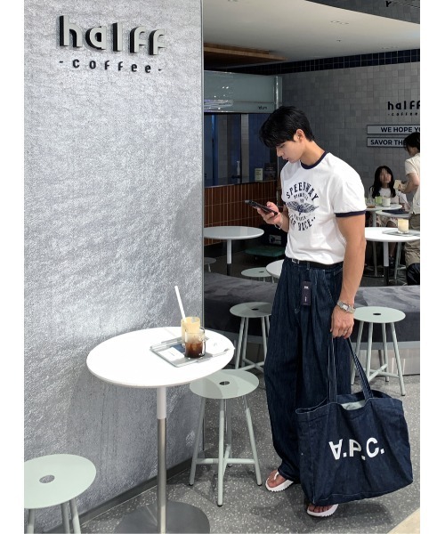 LOOKPLE（ルックプル）の「セミマッスルフィット リンガー半袖Tシャツ（ホワイト）（Tシャツ/カットソー・メンズ・ホワイト・FREE）」の3枚目の写真
