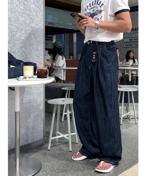 LOOKPLE（ルックプル）の「セミマッスルフィット リンガー半袖Tシャツ（ホワイト）（Tシャツ/カットソー・メンズ・ホワイト・FREE）」の6枚目の写真