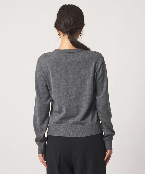 A DAY IN THE LIFE UNITED ARROWS(アデイインザライフユナイテッドアローズ)の「テンジク フェイクパールボタン キーネックニット <A DAY IN THE LIFE>(ニット/セーター・レディース・ライトグレー/ブラック/ダークグレー/コバルトブルー・FREE)」の11枚目の写真