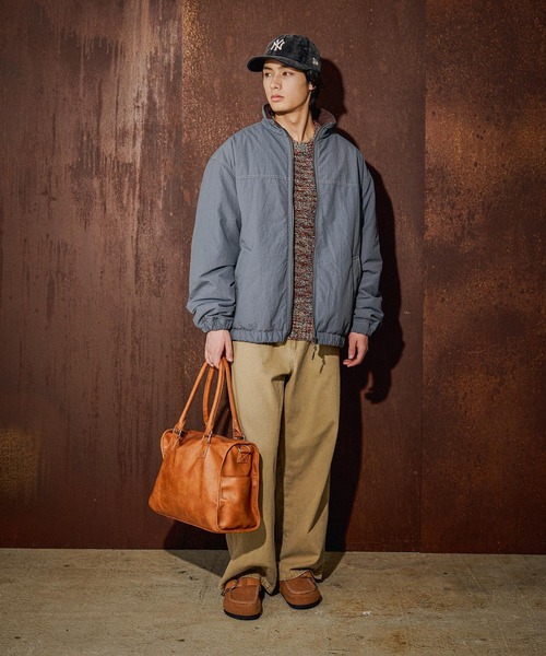 niko and...（ニコアンド）の「コットンフェードワイドチノパンツ（チノパンツ・メンズ・ブラック/ベージュ/ブラウン・LARGE/MEDIUM）」の11枚目の写真