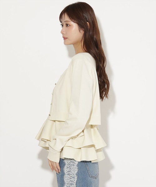 AND COUTURE(アンドクチュール)の「ペプラムニットキャミ×ニットカーディガンセット(カーディガン/ボレロ・レディース・イエロー/ブルー/チャコールグレー/ネイビー・FREE)」の12枚目の写真