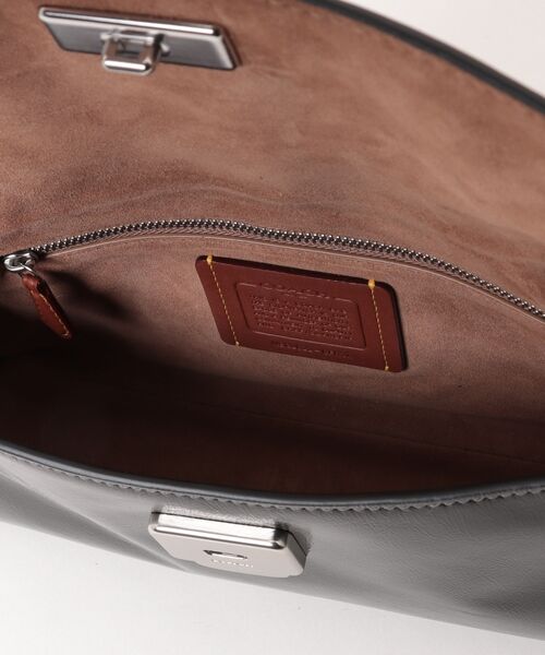 COACH（コーチ）の「チェルシー ショルダー バッグ 26・チェーン（ショルダーバッグ・レディース・ブラック系その他・ONE）」の3枚目の写真