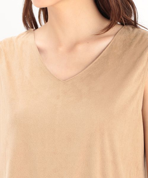 ROPE' PICNIC（ロペピクニック）の「フェイクスェードノースリーブプルオーバー（その他トップス・レディース・ベージュ/オフホワイト/グレー・38）」の5枚目の写真