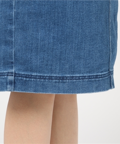 mysty woman（ミスティウーマン）の「ストレッチデニムフリンジタイトスカート（デニムスカート・レディース・サックスブルー/ブルー/ネイビー・SMALL/MEDIUM）」の4枚目の写真