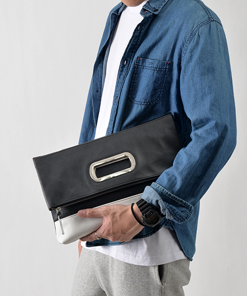 DEVICE（デバイス）の「DEVICE SHADE 合皮 2way クラッチバッグ ショルダーバッグ（クラッチバッグ・メンズ・ブラック×ブラック/ブラック×ホワイト/ブラウン系その他・FREE）」の21枚目の写真