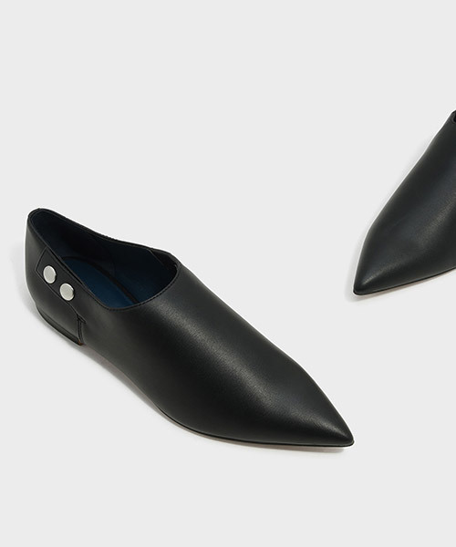 CHARLES & KEITH（チャールズ & キース）の「ポインテッドトゥフラット / POINTED TOE FLATS（バレエシューズ・レディース・ブラック/グレー・22.5cm/23cm/24.5cm/25cm/23.5cm）」の11枚目の写真