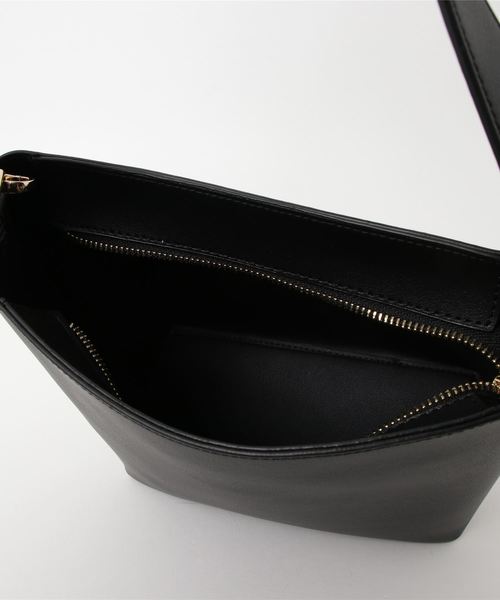 KOBE LETTUCE（コウベレタス）の「サイドチェーンデザインショルダーバッグ＊レディース/ハンドバッグ[B1187]神戸レタス（ショルダーバッグ・レディース・キャメル/ボルドー/ブラック・FREE）」の6枚目の写真