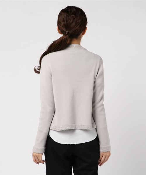 NARACAMICIE(ナラカミーチェ)の「フィルムモールトリミングVネックボレロ(カーディガン/ボレロ・レディース・グレー/ブラック・MEDIUM/LARGE)」の8枚目の写真