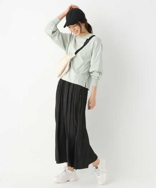 GLOBAL WORK（グローバルワーク）の「ボリュームソデクルーＴ長袖/821984（Tシャツ/カットソー・レディース・ホワイト/ブラック/ライトグリーン/その他/ライトブラウン・MEDIUM/LARGE）」の11枚目の写真