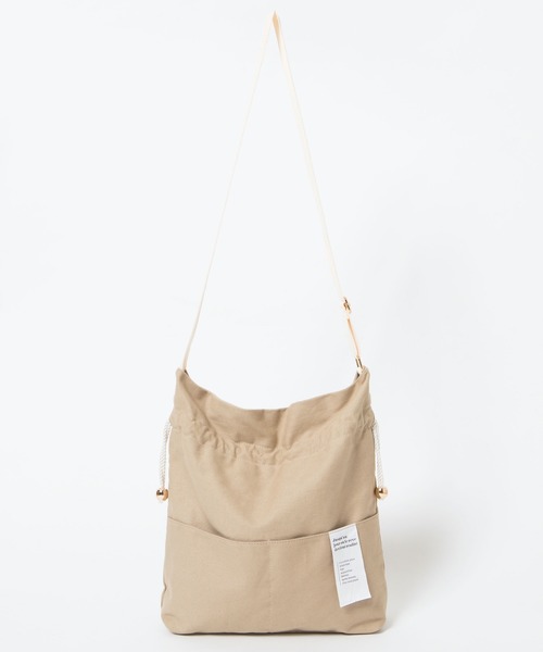 WEGO（ウィゴー）の「WEGO/キャンバス巾着トートバッグ（トートバッグ・レディース・キナリ/ブラック/ベージュ・FREE）」の5枚目の写真