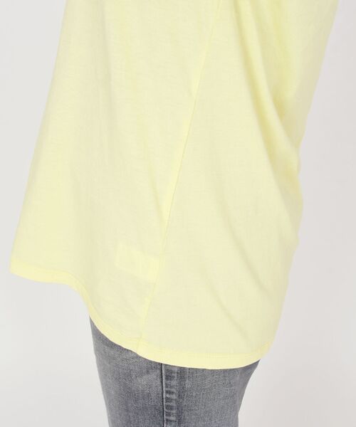 SHIPS(シップス)の「slic slic:VネックTEE◇(Tシャツ/カットソー・レディース・ホワイト/ブラック/イエロー/ライトグリーン・ONE SIZE)」の10枚目の写真