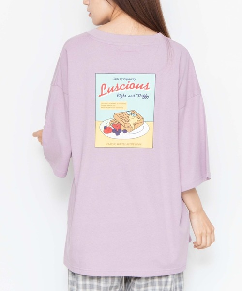 WEGO(ウィゴー)の「WEGO/CLASSICWAFFLE バックプリントTシャツ(Tシャツ/カットソー・レディース・ダークグリーン/ベージュ/パープル/スミクロ・FREE)」の1枚目の写真