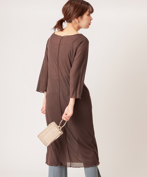 natural couture（ナチュラルクチュール）の「【WEB限定】着回しできるメロートップスとキャミワンピセット（ワンピース・レディース・ブラック/ダークブラウン/グレー/サックスブルー・FREE）」の5枚目の写真