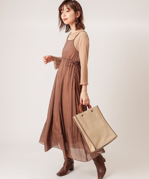 natural couture（ナチュラルクチュール）の「【WEB限定】着回しできるメロートップスとキャミワンピセット（ワンピース・レディース・ブラック/ダークブラウン/グレー/サックスブルー・FREE）」の20枚目の写真