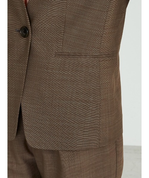 Perfect Suit FActory（パーフェクトスーツファクトリー）の「超軽量　ウォッシャブル　ブラウン無地　ノーカラーJK（ノーカラージャケット・レディース・ブラウン・S/SS/L/M）」の9枚目の写真